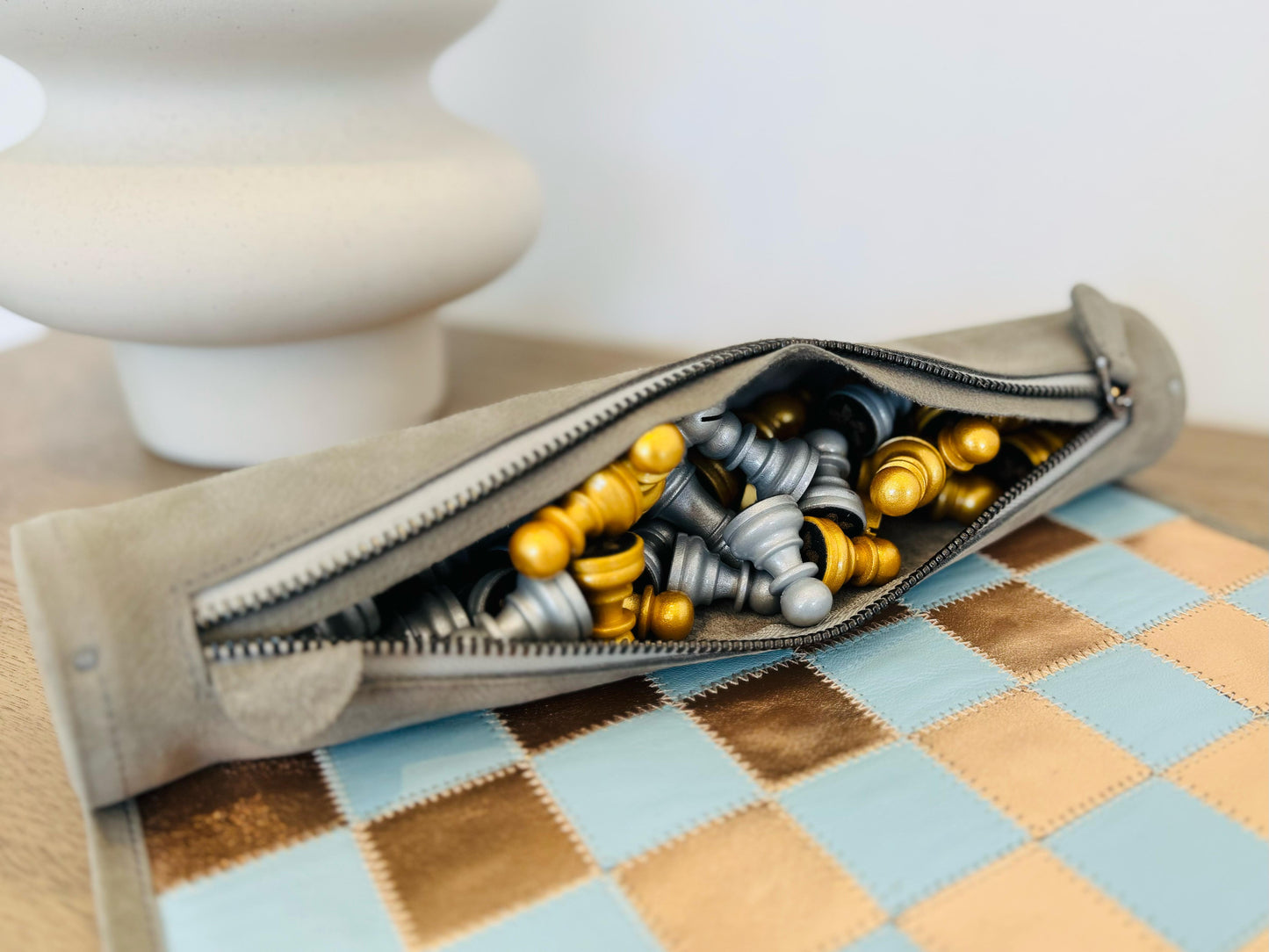 Roll Up Magnetic Leather Chess Set - Champagne