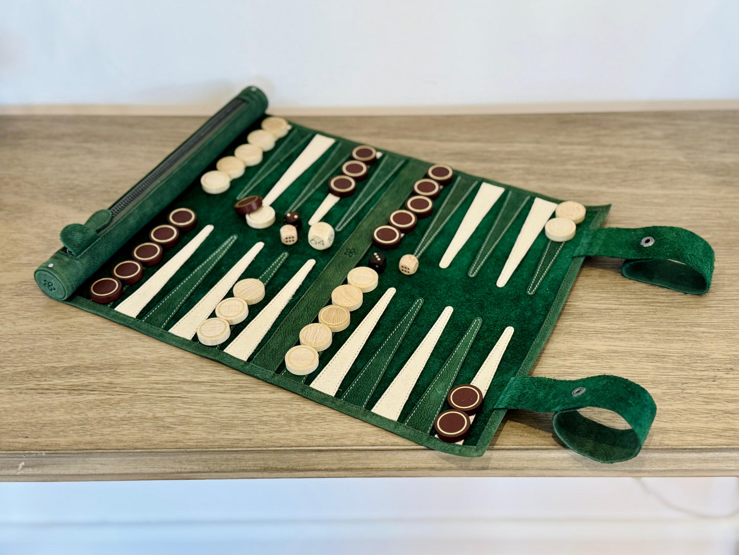 Open MELIA Celtics green leather backgammon with brown and cream playing pieces