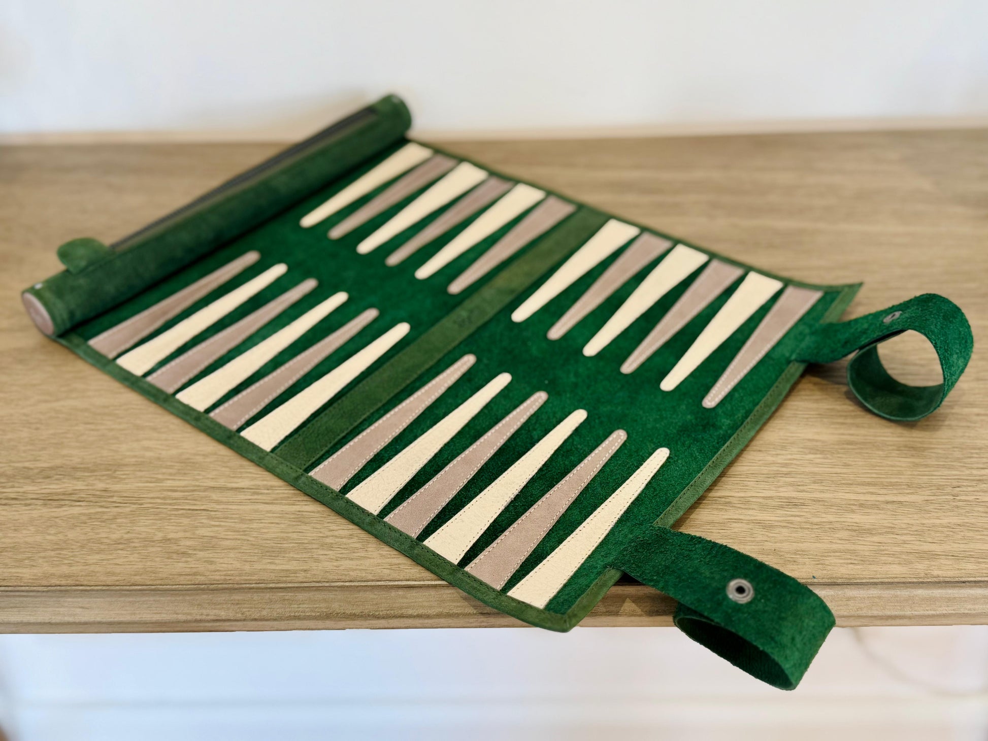 MELIA Grande Dame green nubuck backgammon board with individually stitched leather points