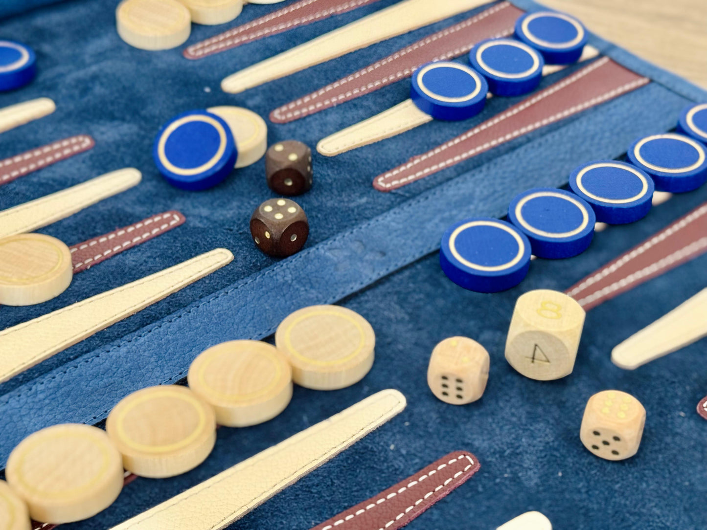 Les Bleus leather backgammon with blue and white wooden checkers