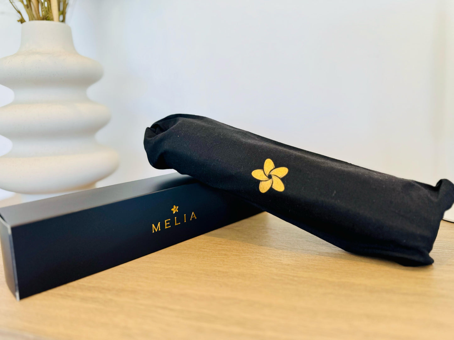 MELIA luxury gift box and premium cotton storage bag