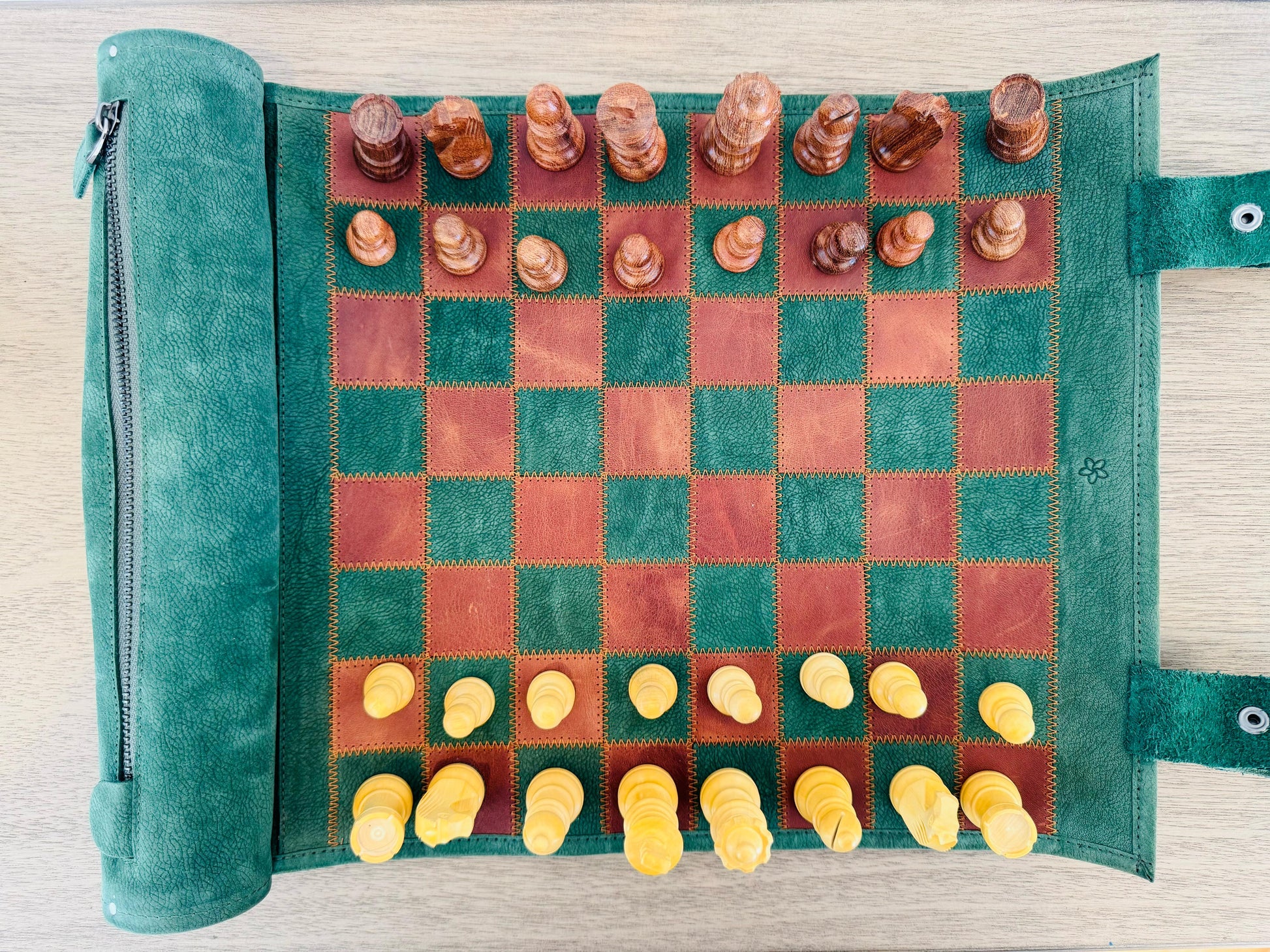Top view of the Hunter magnetic leather chess board